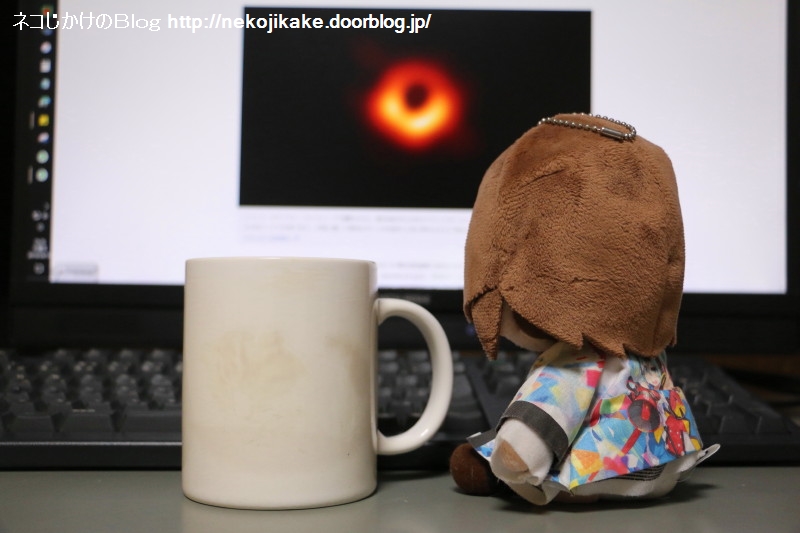 2019041003全てを吸い込むブラックホール。2