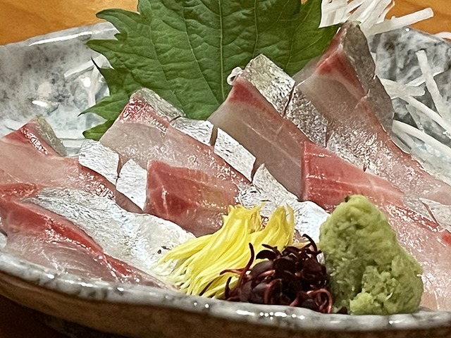 シマアジ