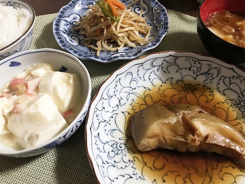 夕食