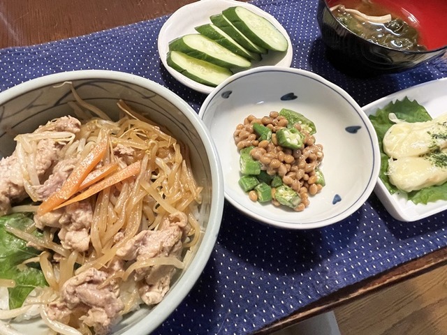 夕食