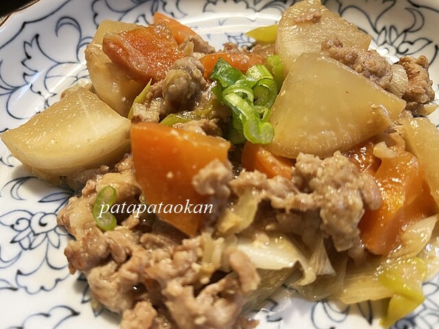 おかんの毎日と食事と猫夜鳴きに悩む＆大根と豚ミンチのあんかけ