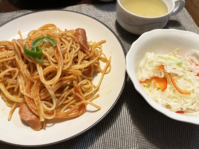 夕食