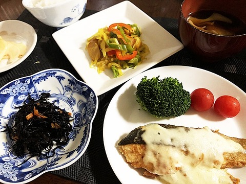 夕食