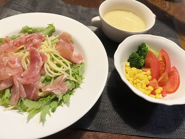 夕食