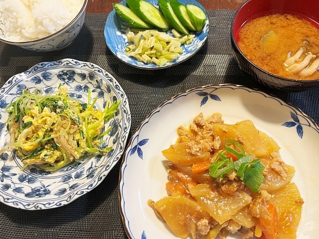 夕食