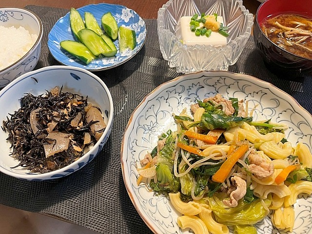 夕食