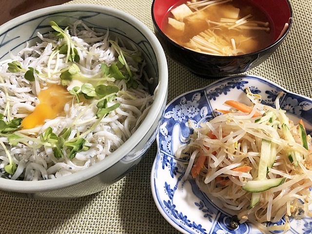 夕食