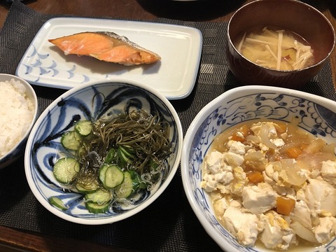 夕食
