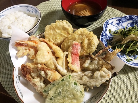 夕食