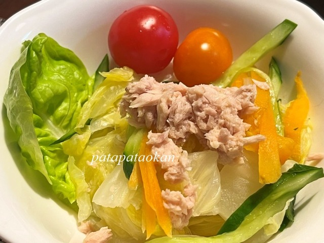 サラダ