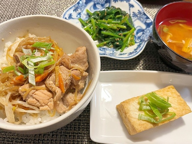 夕食