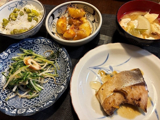 夕食