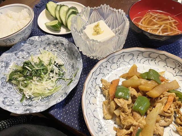 夕食