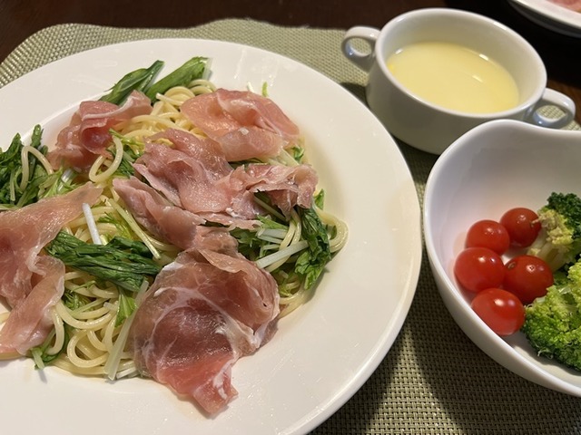 夕食