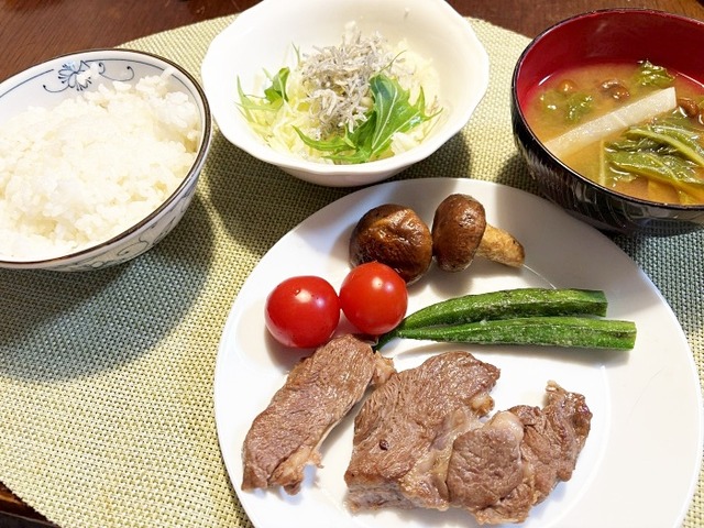 夕食