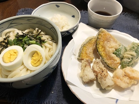 夕食