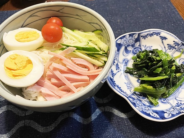 夕食