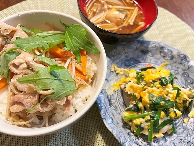 夕食