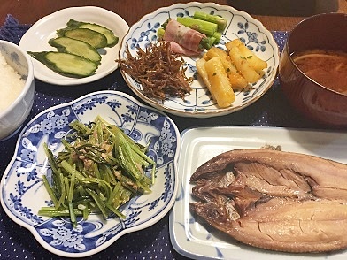夕食
