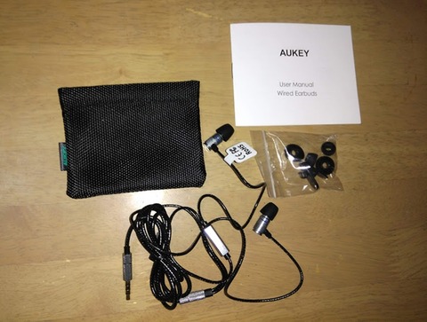 Aukey-001