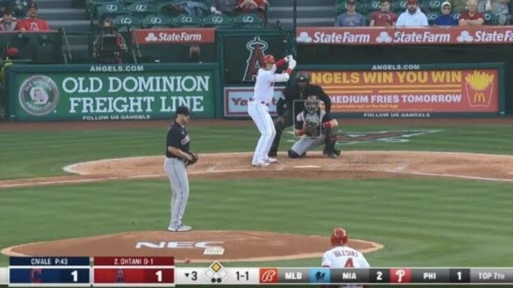 日本のプロ野球中継で Mlbのストライクゾーンの枠が表示されない理由は 埼玉西武ライオンズアンテナ