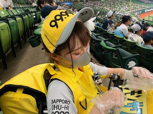 画像 西武ドームの売り子さんが可愛いと話題に やみ速 なんj西武まとめ