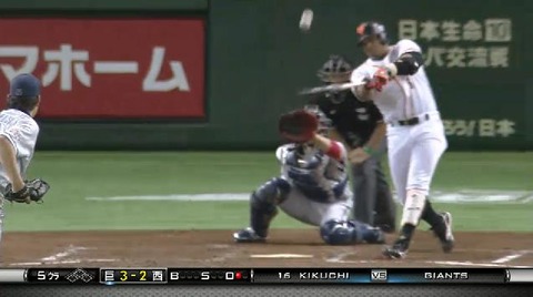 5回裏1ロペス3ラン (3)