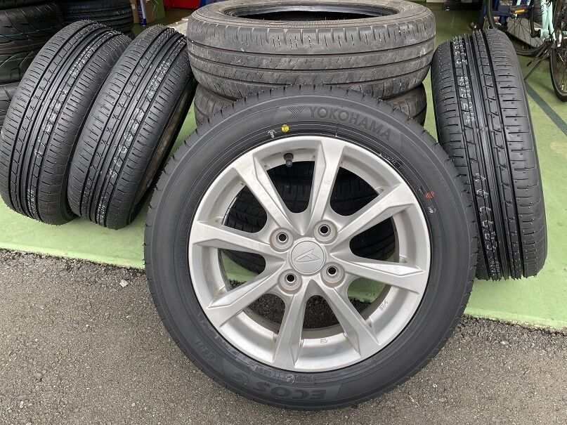 ウェイク 同業者様から 車検 タイヤ交換のご依頼 Pawn Company ウェイク 同業者様から 車検 タイヤ交換のご依頼 Pawn Company