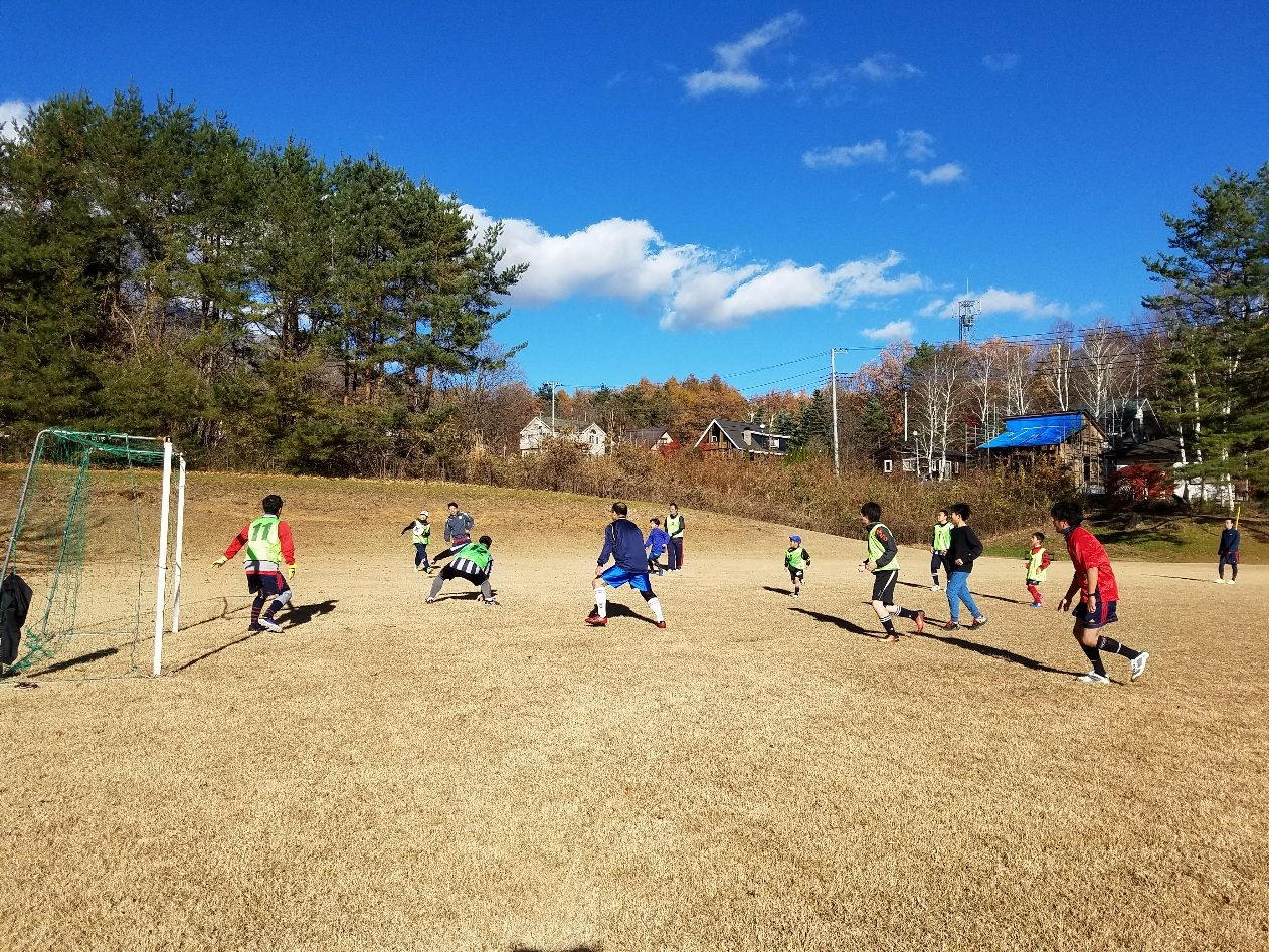 フットサル と 羽村市自然休暇村 山梨県 北杜市 ペイ鈴木のニコニコ温泉記 フットサル と 羽村市自然休暇村 山梨県 北杜市 ペイ鈴木のニコニコ温泉記