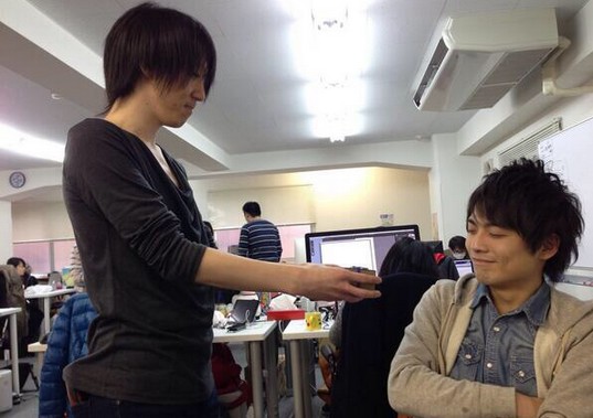 2014y10m20d_212926540