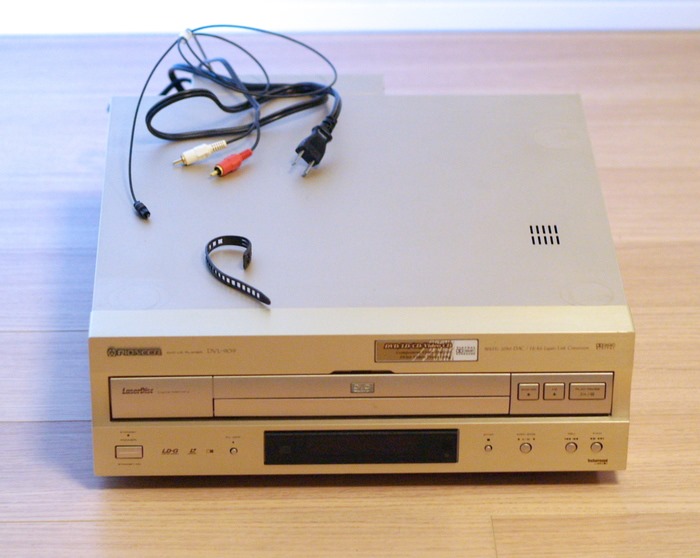 PIONEER DVL-909(コンパチブル レーザーディスクプレイヤー)を PIONEER DVL-909(コンパチブル レーザーディスクプレイヤー)を