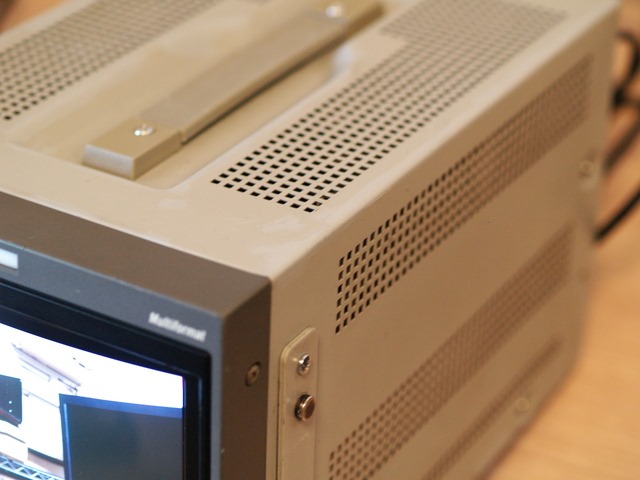 SONY BVM-D9H5J(業務用小型ハイビジョンモニター）を購入しま