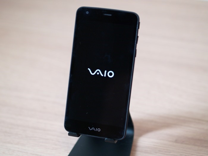 Vaio Phone Va 10j を紹介 小さいって事は