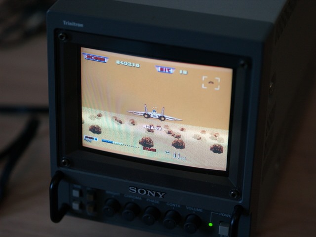 PVM-6041Q(6インチブラウン管モニター) : 小さいって事は・・・ PVM-6041Q(6インチブラウン管モニター) : 小さいって事は・・・