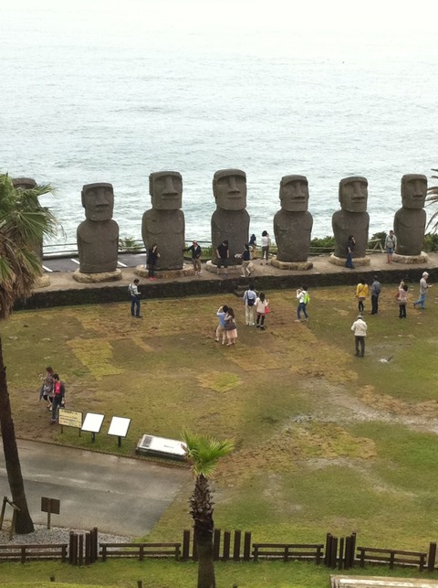 モアイ