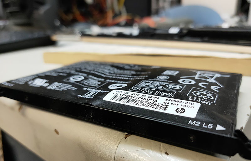 Hp Pavilion バッテリー膨張 リサイクルパソコンビーグル 代表ブログ