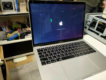 MacBook