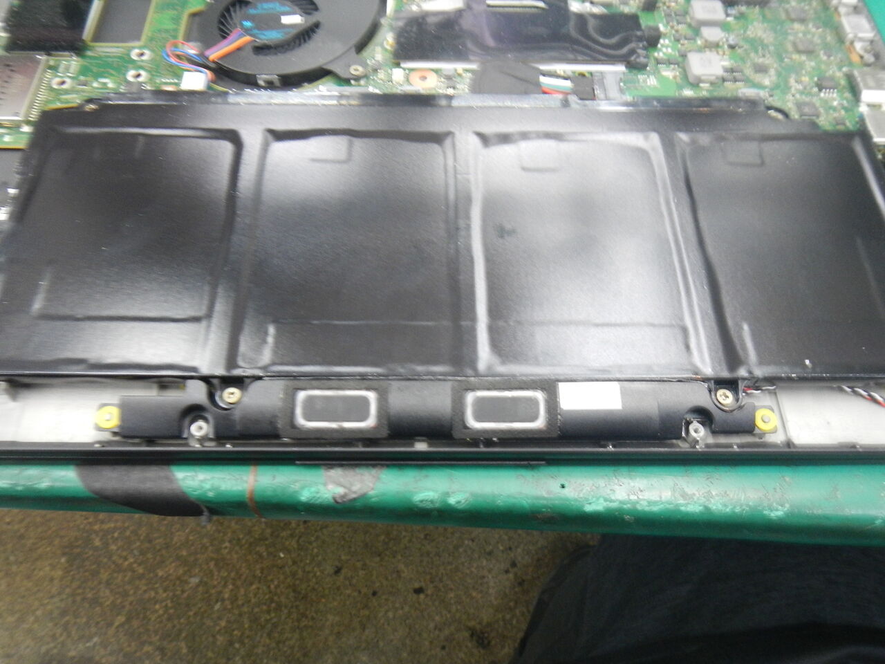 富士通LIFEBOOK スピーカーからのノイズ : PCクリニック