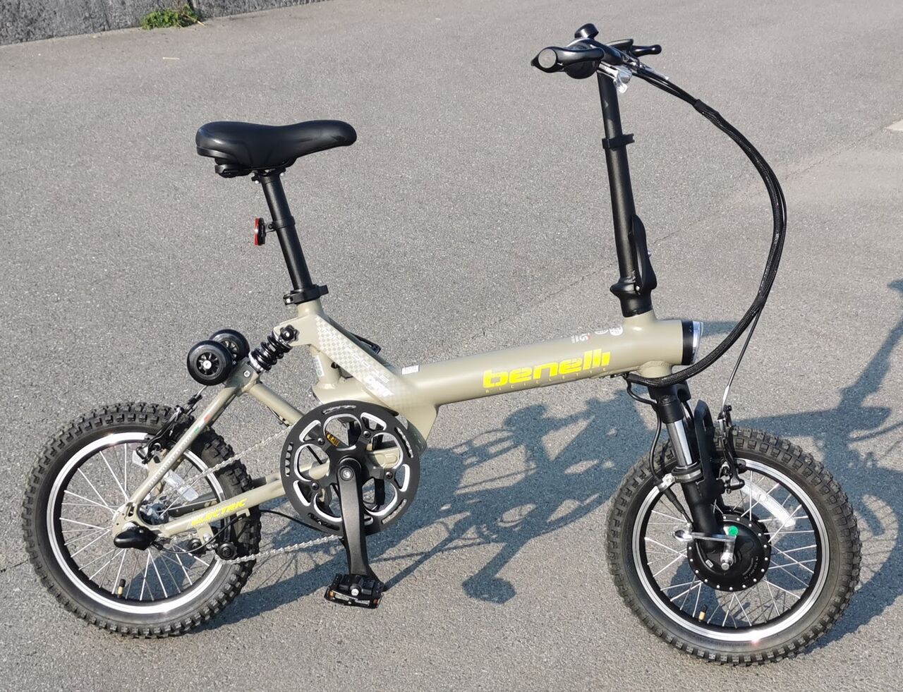 新しい相棒、mini Fold16 DIRT(2022) : E-BIKE(小さな冒険)