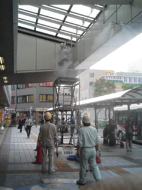 熊谷駅前のドライミスト 塗装技術コンサルティング最前線