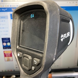 FLIR E4