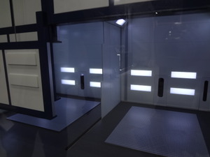 アンデックス 中央間仕切り開閉装置の