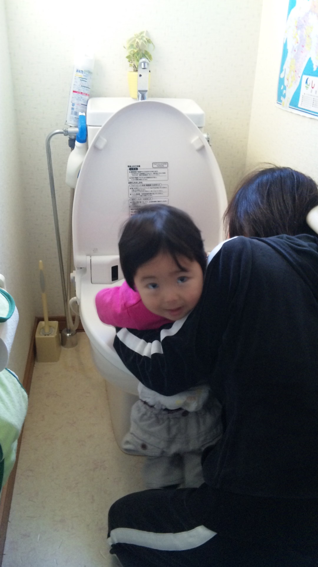 トイレトレ開始 こっちぃ なっちぃパパの娘日記 エッセイ