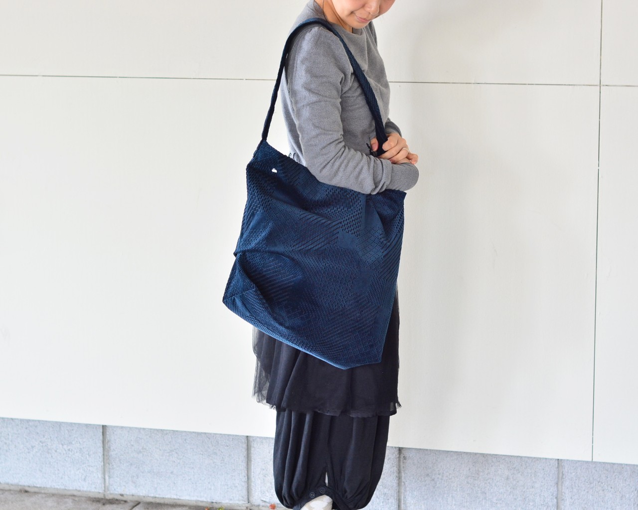 おとな｝ミナペルホネンのショルダーバッグ。 【コドモ服の 