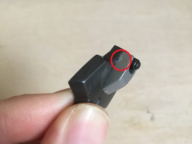 プラモのゲート処理。えぐれはどうする？