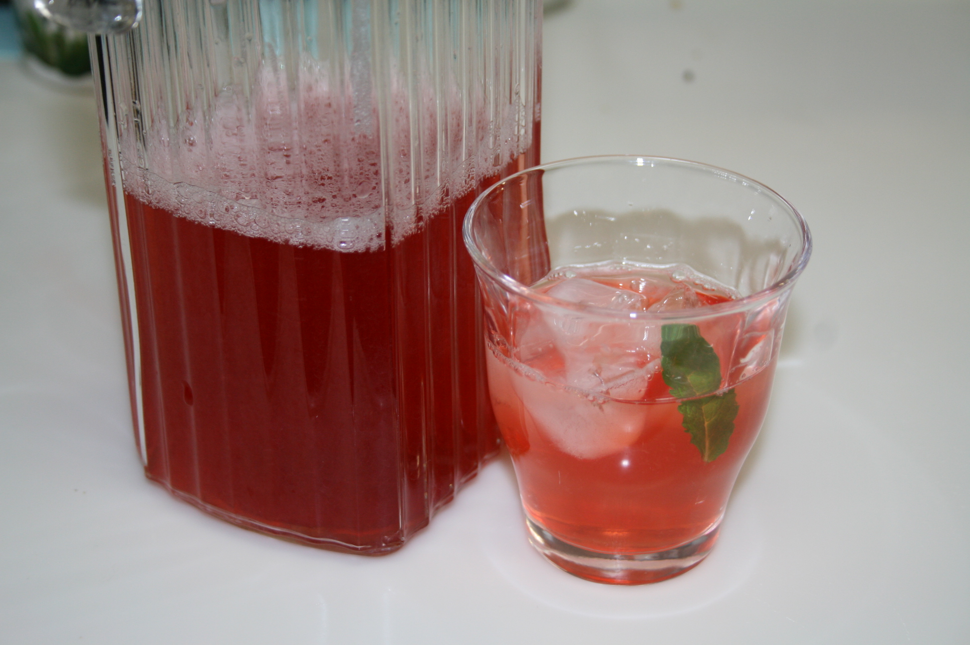 いちご水 作ってみました ママはバレリーナになってみたい
