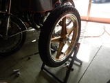 CB400Four用ハヤシキャストタイヤ組み付け (4)