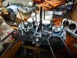 CP26号機ピストンシリンダー取り付け (1)