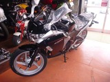 CBR250RǼ