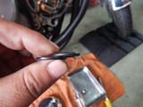 CB400F逆車408キャブレター同調調整とオイル漏れ修理210924 (5)